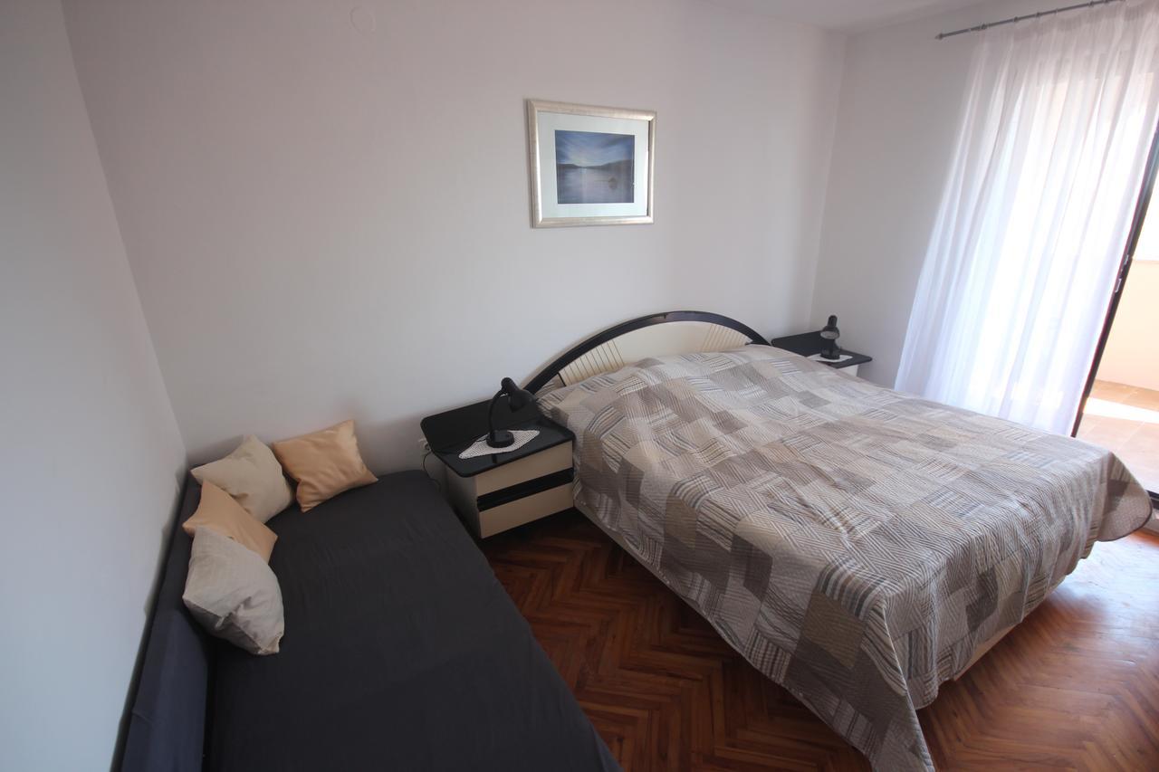 Apartments Njaco Ražanac Cameră foto