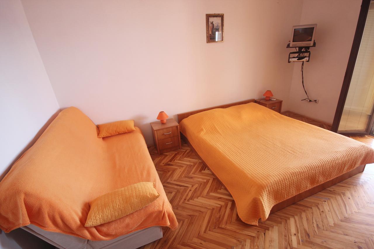 Apartments Njaco Ražanac Cameră foto